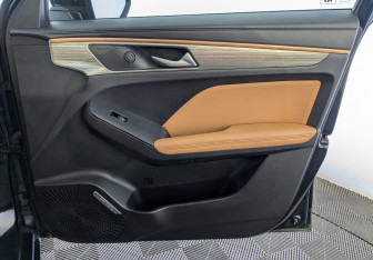 Подержанный автомобиль Haval Jolion 2023 года (21 фото)