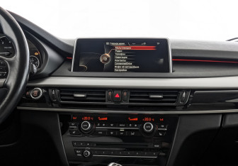 Подержанный автомобиль BMW X5 2014 года (17 фото)