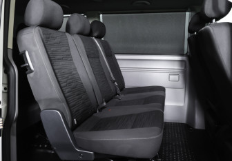 Подержанный автомобиль Volkswagen Caravelle 2021 года (12 фото)