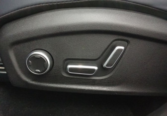 Подержанный автомобиль Geely Atlas 2024 года (13 фото)