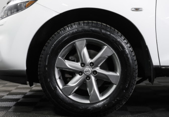 Подержанный автомобиль Nissan Murano Suv 2013 года (25 фото)