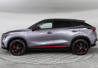 Подержанный автомобиль Omoda C5 2023 года (8 фото)