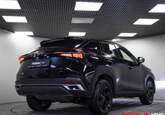 Подержанный автомобиль Omoda C5 2023 года (26 фото)