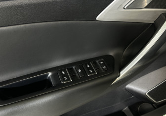 Подержанный автомобиль Geely Atlas 2019 года (18 фото)