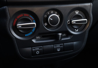 Подержанный автомобиль LADA (ВАЗ) Granta Sedan 2019 года (18 фото)