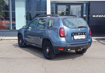 Подержанный автомобиль Renault Duster 2018 года (7 фото)
