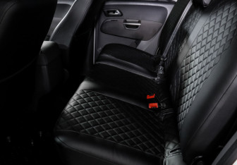 Подержанный автомобиль Volkswagen Amarok 2013 года (10 фото)