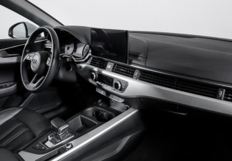 Подержанный автомобиль Audi A4 Wagon 2020 года (9 фото)