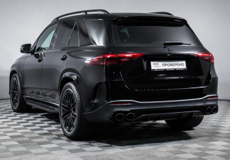 Подержанный автомобиль Mercedes-Benz GLE AMG 2024 года (7 фото)