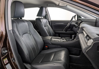 Подержанный автомобиль Lexus RX 2018 года (24 фото)