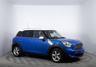 Подержанный автомобиль MINI Countryman 2011 года (3 фото)