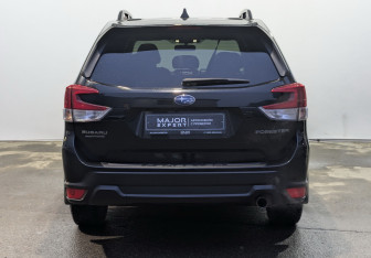 Подержанный автомобиль Subaru Forester Suv 2020 года (15 фото)