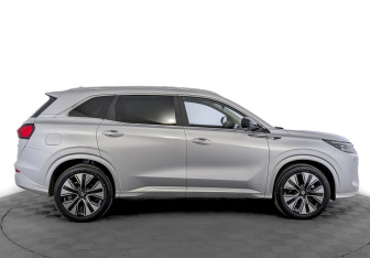 Новый Evolute i-SPACE 2025 (4 фото)