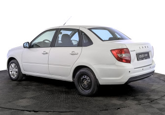 Подержанный автомобиль LADA (ВАЗ) Granta Sedan 2022 года (7 фото)