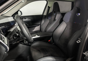 Подержанный автомобиль BMW X1 2025 года (17 фото)