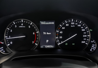 Подержанный автомобиль Lexus RX 2017 года (12 фото)