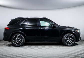Подержанный автомобиль Mercedes-Benz GLE AMG 2020 года (4 фото)
