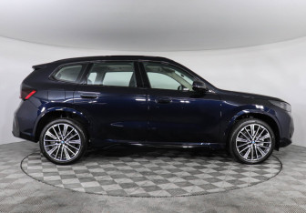 Новый BMW X1 2025 (6 фото)