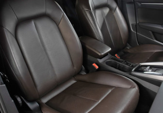 Подержанный автомобиль Audi A3 Sedan 2021 года (11 фото)