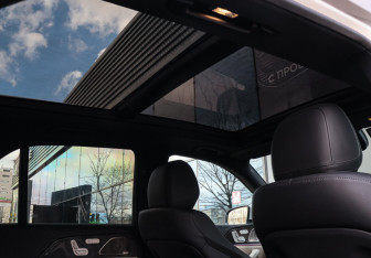 Подержанный автомобиль Mercedes-Benz GLE AMG 2023 года (11 фото)