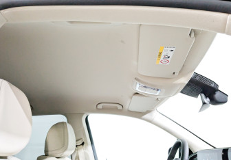 Подержанный автомобиль Mercedes-Benz GLE 2023 года (24 фото)