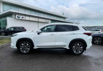 Подержанный автомобиль Exeed LX 2024 года (8 фото)