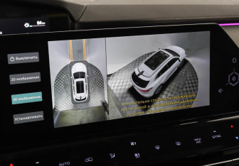 Подержанный автомобиль Changan UNI-K 2023 года (13 фото)