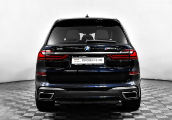 Подержанный автомобиль BMW X7 2019 года (6 фото)