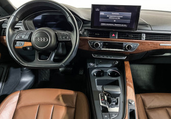 Подержанный автомобиль Audi A5 Coupe 2020 года (12 фото)