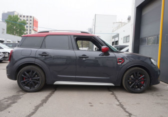 Подержанный автомобиль MINI Countryman 2020 года (4 фото)