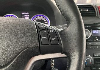 Подержанный автомобиль Honda CR-V 2008 года (15 фото)