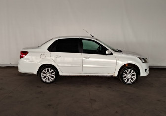 Подержанный автомобиль Datsun on-DO 2016 года (4 фото)