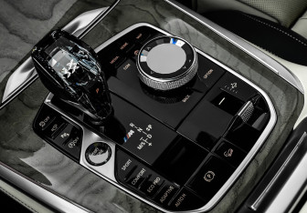 Подержанный автомобиль BMW X7 2019 года (22 фото)