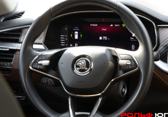 Подержанный автомобиль Skoda Kodiaq 2023 года (20 фото)