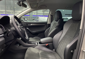 Подержанный автомобиль Skoda Karoq 2020 года (19 фото)