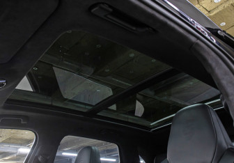 Подержанный автомобиль Porsche Cayenne 2018 года (21 фото)