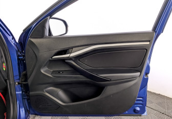 Подержанный автомобиль LADA (ВАЗ) Vesta Wagon 2020 года (24 фото)