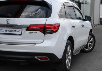 Подержанный автомобиль Acura MDX 2014 года (24 фото)
