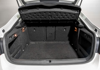 Подержанный автомобиль Skoda Superb Liftback 2017 года (10 фото)