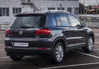 Подержанный автомобиль Volkswagen Tiguan 2016 года (5 фото)