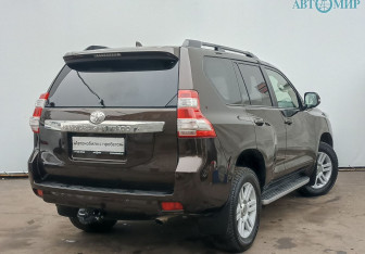 Подержанный автомобиль Toyota Land Cruiser Prado 2017 года (5 фото)