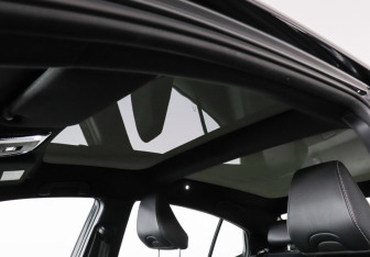Подержанный автомобиль Toyota Camry Sedan 2024 года (13 фото)