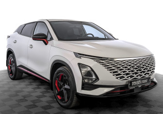 Подержанный автомобиль Omoda C5 2022 года (3 фото)
