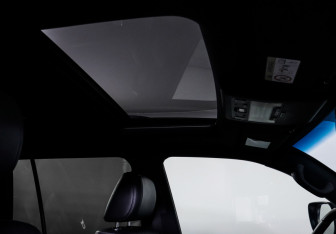 Подержанный автомобиль Toyota Land Cruiser Suv 2019 года (18 фото)