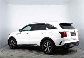 Подержанный автомобиль Kia Sorento 2020 года (7 фото)