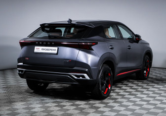 Подержанный автомобиль Omoda C5 2024 года (5 фото)