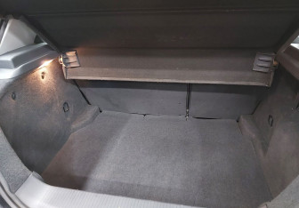 Подержанный автомобиль Opel Astra Hatchback 2008 года (14 фото)