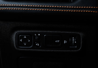 Подержанный автомобиль Changan UNI-K 2023 года (21 фото)