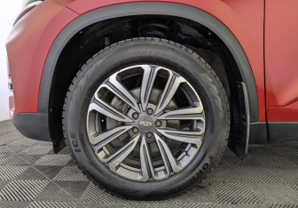 Подержанный автомобиль Chery Tiggo 8 2021 года (12 фото)