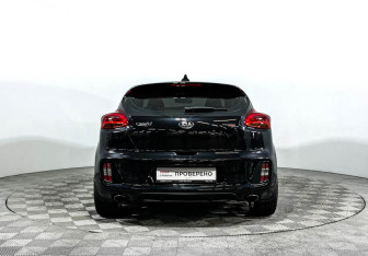 Подержанный автомобиль Kia Ceed GT 2017 года (6 фото)